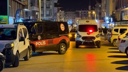 Afyonkarahisar’da Kafede Silahlı Kavga: 2 Kişi Yaralandı