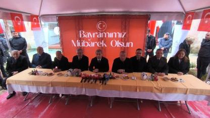 Afyonkarahisar’da Protokol Bayramlaştı: “İslam Âlemindeki Zulüm Bayram Sevincini Gölgeledi”