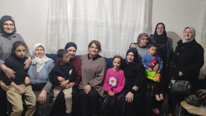 AK Parti İl Kadın Kolları’ndan Işıklar’da Gönül Köprüsü Ziyareti