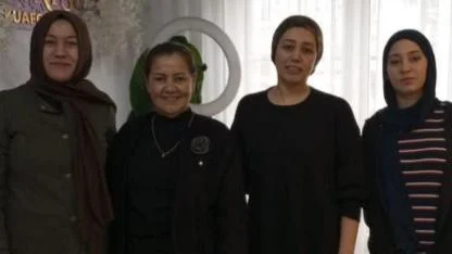 AK Parti Kadın Kollarından Esnaf Ziyareti