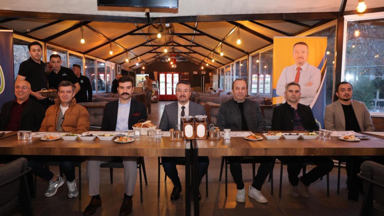 Başkan Öztaş, Muhtarlarla İftar Sofrasında Buluştu