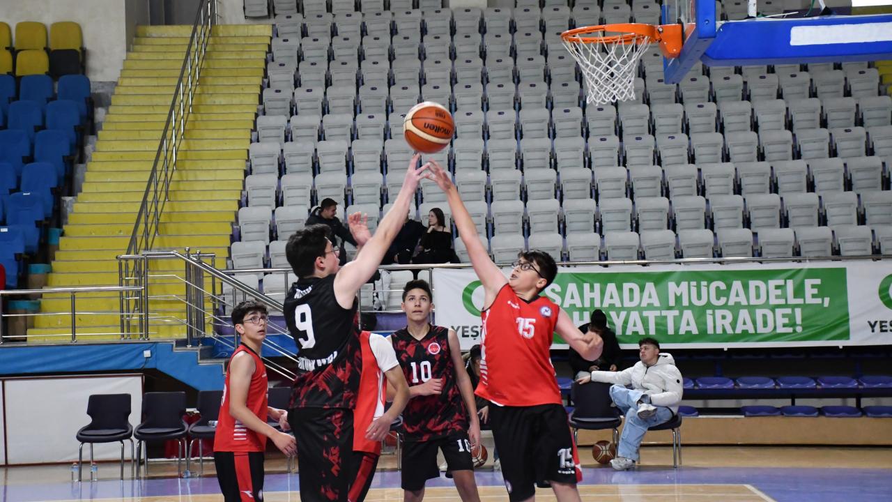 Basketbolun gençlerinde şampiyonları belli oldu