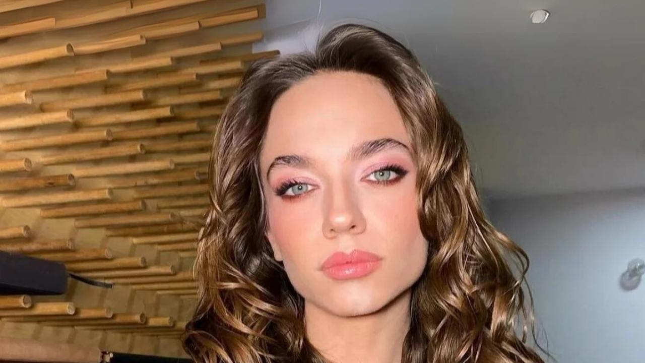 Eylül Tumbar Kimdir ve Nerelidir?