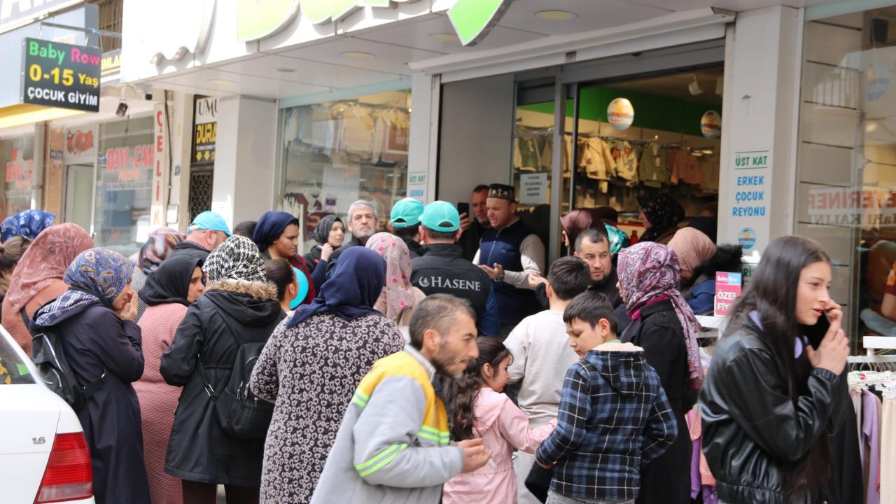 Hasene Vakfı, Bayram Öncesi Yetimleri Sevindirdi