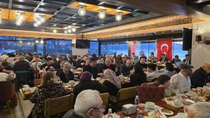 İzmir'de Yaşayan Bolvadinliler İftar Sofrasında Buluştu