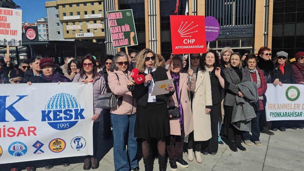 Kadınlar 8 Mart Dünya Kadınlar Günü’nde açıklama yaptı