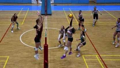 Kadınlar Bölgesel Lig Voleybol Müsabakaları Başladı