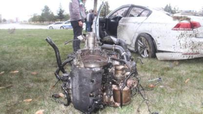 Kavşakta Dehşet! Ortalık Savaş Alanına Döndü