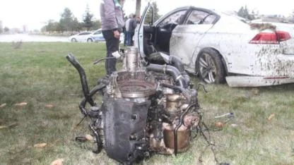 Kavşakta Dehşet! Ortalık Savaş Alanına Döndü