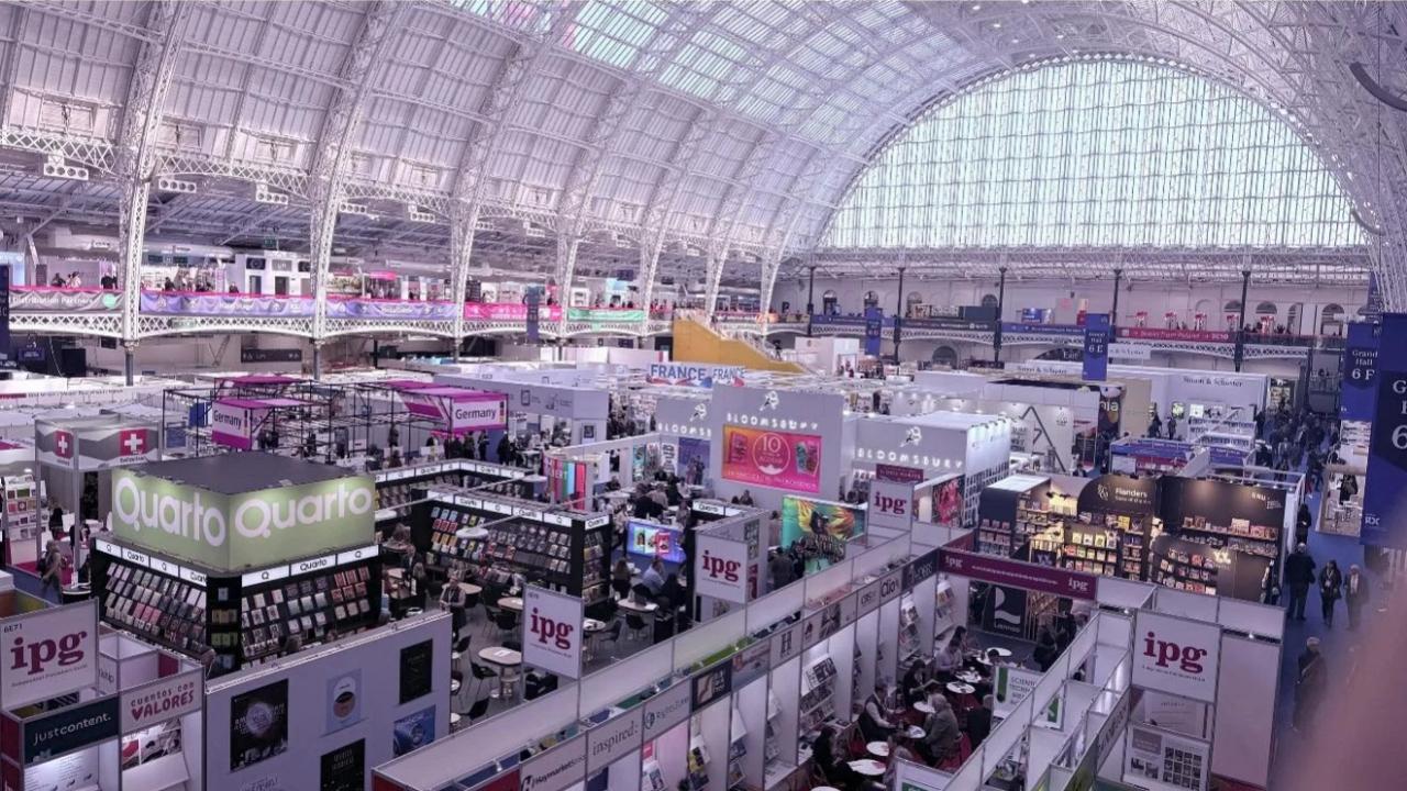 Londra Kitap Fuarı 2026 Başladı: Türkiye Ulusal Standı Ziyaretçileri Bekliyor