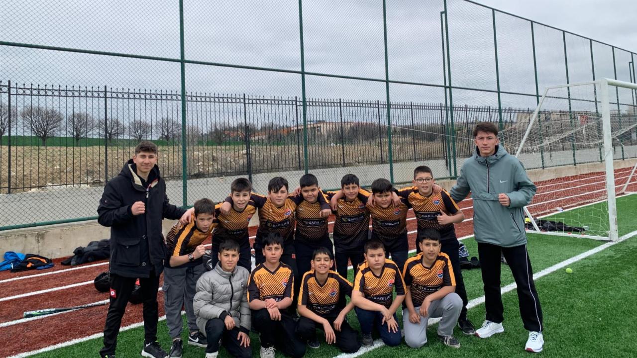 Maver Kemal Arsoy Ortaokulu Beyzbol’da Türkiye Finalleri’nde