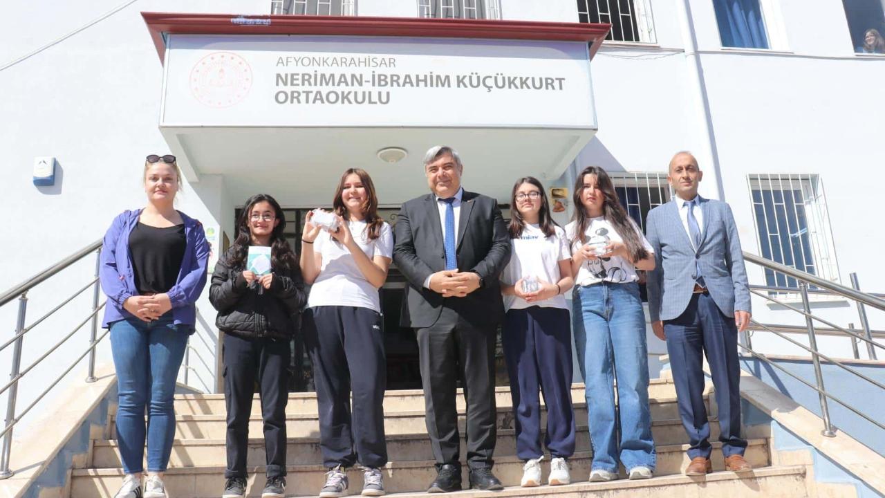 Neriman–İbrahim Küçükkurt Ortaokulu’ndan Depremzede Yetimler İçin Yardım Kampanyası