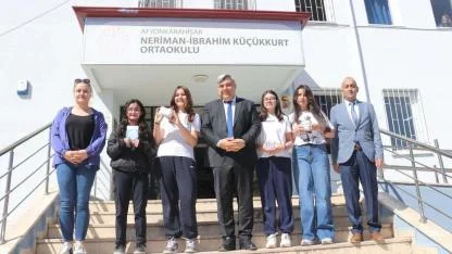 Neriman–İbrahim Küçükkurt Ortaokulu’ndan Depremzede Yetimler İçin Yardım Kampanyası