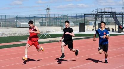 Okul Sporları Atletizm Müsabakaları Afyonkarahisar’da Tamamlandı