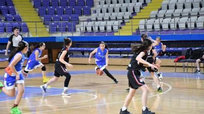 Okul Sporları Küçükler Basketbol Grup Müsabakaları Başladı