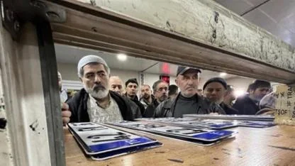 Plaka Telaşı Büyüyor: Atölyelerde Yoğun Mesai, Süre Tartışması Gündemde