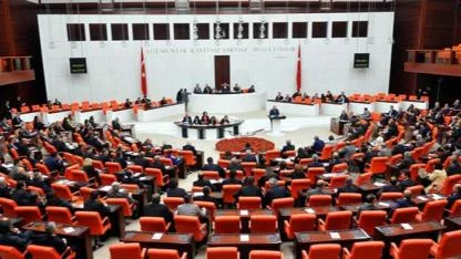 Yeni Düzenleme TBMM’de: Bazı Suçlardan Hüküm Giyenler Okul ve Kreşlerde Çalışamayacak