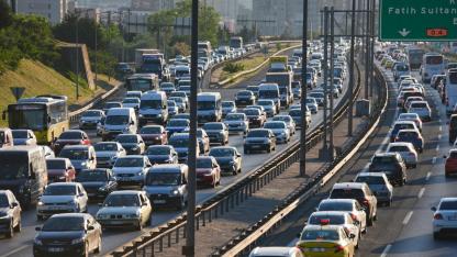 Trafikte Hız İhlallerine Yeni Ceza Sistemi: Cezalar 30 Bin Liraya Kadar Çıkacak