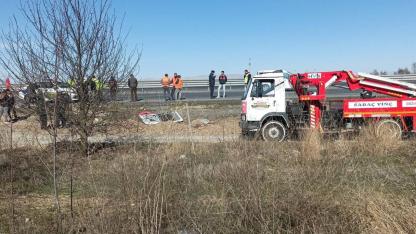 Afyonkarahisar’da yolcu indiren minibüse tır arkadan çarptı: 11 yaralı