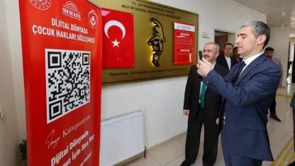 Afyonkarahisar Valisi Aktaş’tan Dijital Dünyada Çocuk Hakları İçin İmza