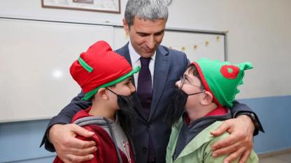 Vali Naci Aktaş’tan Şemsettin Güneş İmam Hatip Ortaokuluna Ziyaret