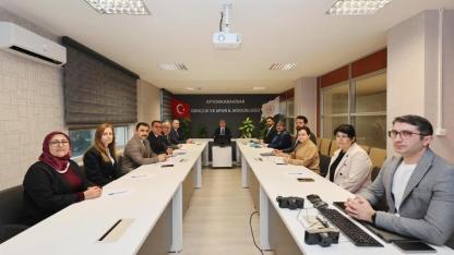 Afyonkarahisar Valisi Aktaş, Gençlik ve Spor İl Müdürlüğü’nü Ziyaret Etti