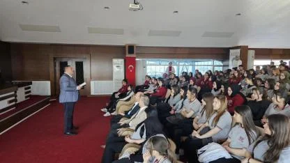 AKÜ’LÜ Göksel, Kariyer Gününde RSP Öğrencileriyle Buluştu