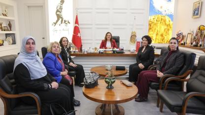 Başkan Burcu Köksal, Kadın Girişimciler Kurulu ile Bir Araya Geldi