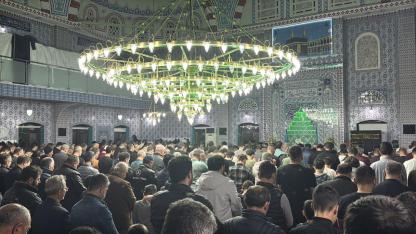 Afyonkarahisar’da Kadir Gecesi Dualarla İdrak Edildi