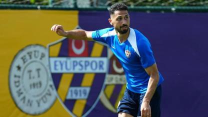 Eyüpspor’a Kötü Haber: Emre Akbaba Sakatlandı!