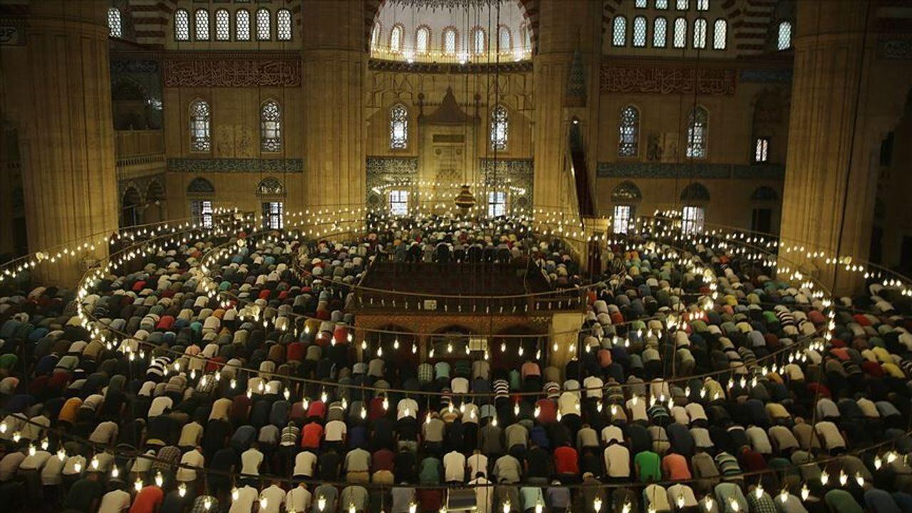 2026 Bayram Namazı Saatleri Açıklandı: İl İl Tüm Vakitler!