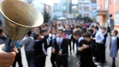 Dokuz günlük ara tatil sona erdi: 18 milyon öğrenci yarın ders başı yapıyor