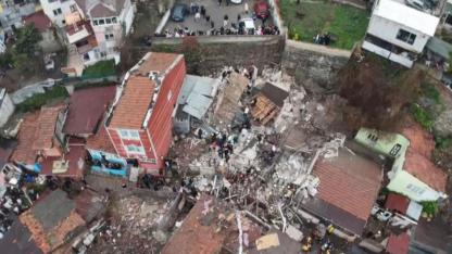 İstanbul Fatih’te doğal gaz patlaması: İki bina çöktü, 3 kişi kurtarıldı