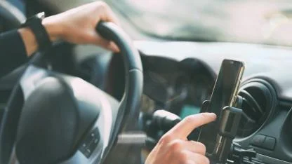 DMM’den ‘araç içinde telefon tutucu ve koku yasaklandı’ iddialarına yalanlama