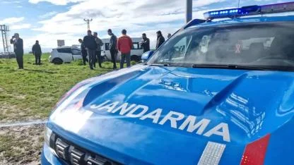 SON DAKİKA: Diyarbakır’da Feci Kaza! Öğrenci Servisi ile Otomobil Çarpıştı: 13 Yaralı!