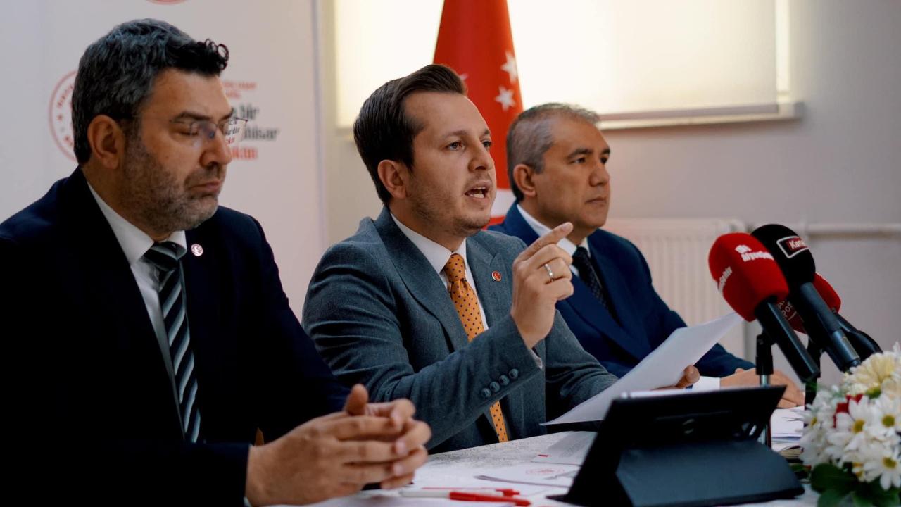 Saadet Partisi Afyonkarahisar İl Başkanı Beytullah Karataş, “Akaryakıtta KDV Yüzde 1’e Düşürülmeli”