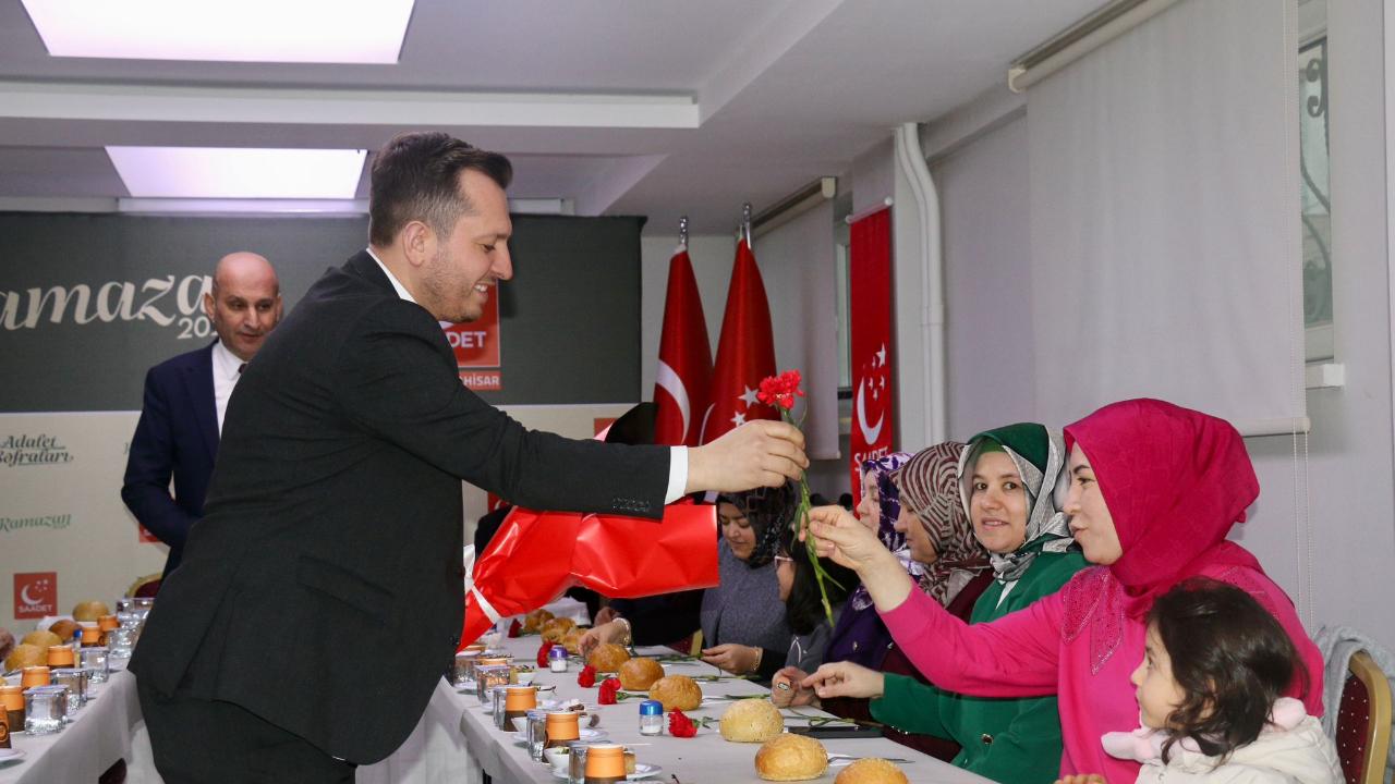 Saadet Partisi'nden Şehit Aileleri ve Gazilere Anlamlı İftar