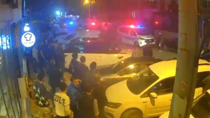 Silahlı Kavga Sırasında Yaşanan Panik ve Korku Kameraya Yansıdı