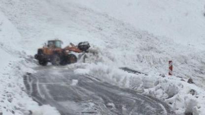 Şırnak’ta Çığ Düştü 40 Yolcu Mahsur