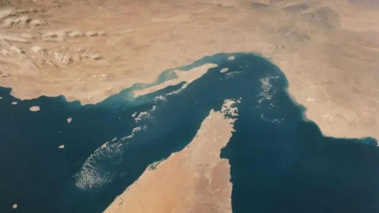 SON DAKİKA | İran Hürmüz Boğazını Kapattı!