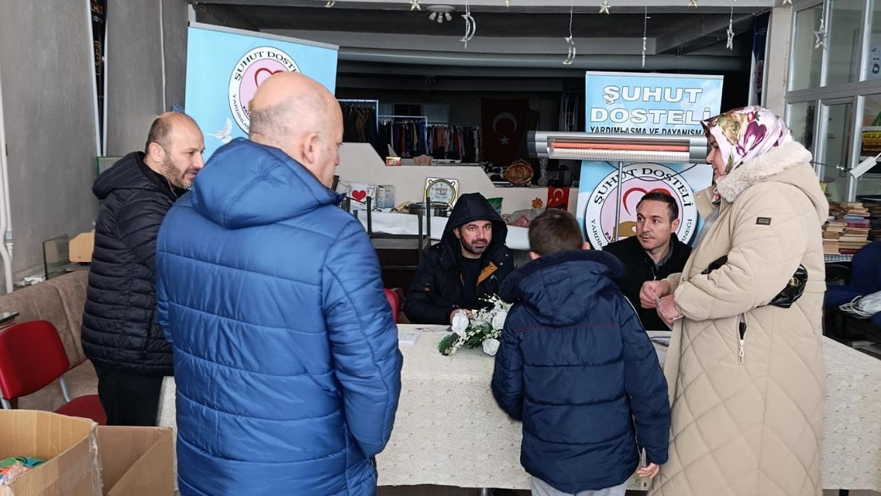 Şuhut’ta Ramazan Bereketi: 270 Çocuğa Giysi Yardımı Yapıldı