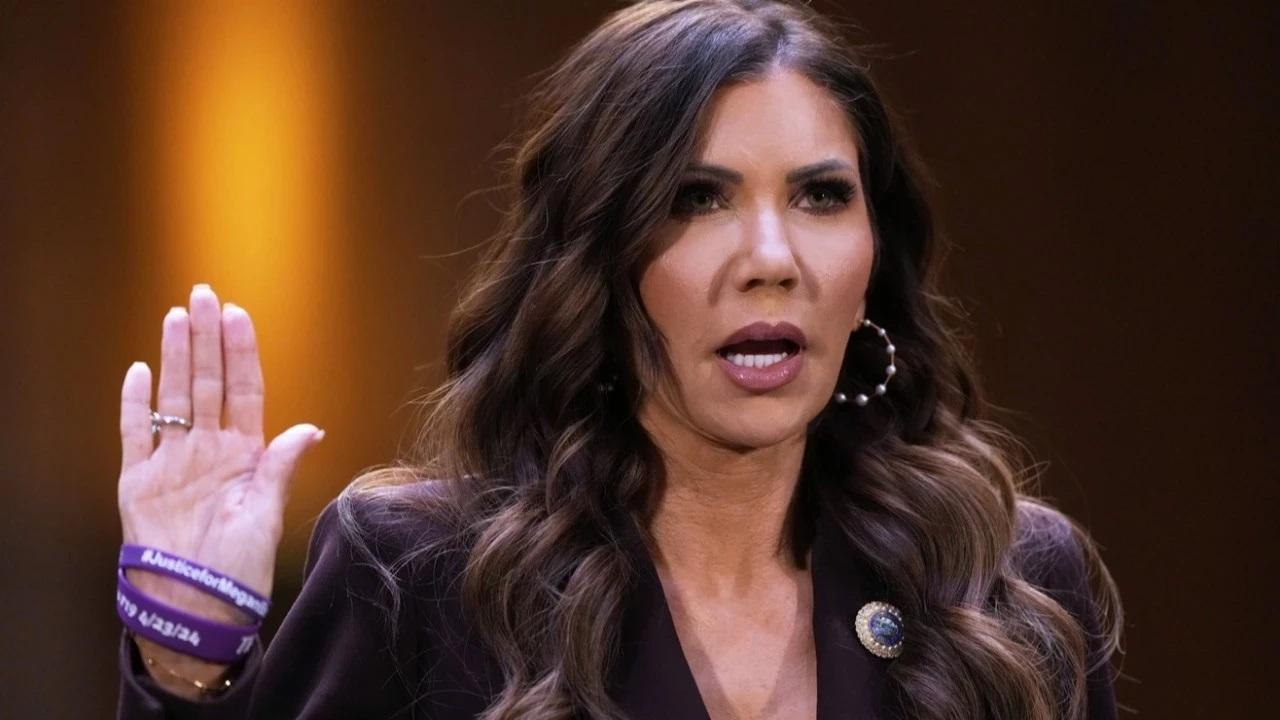 Trump, İç Güvenlik Bakanı Noem’i görevden aldı