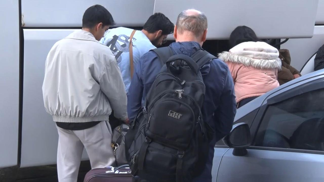 Ülkelerine giden İranlılardan Amerika ve İsrail’e tepki