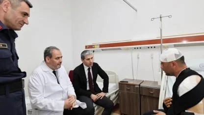 Vali Aktaş, AFSÜ'de Tedavi Gören Uzman Çavuş Güner'i Ziyaret Etti