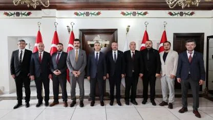 Vali Aktaş İlçelerin Nabzını Tuttu Sandıklı ve Şuhut Heyetleriyle Görüştü