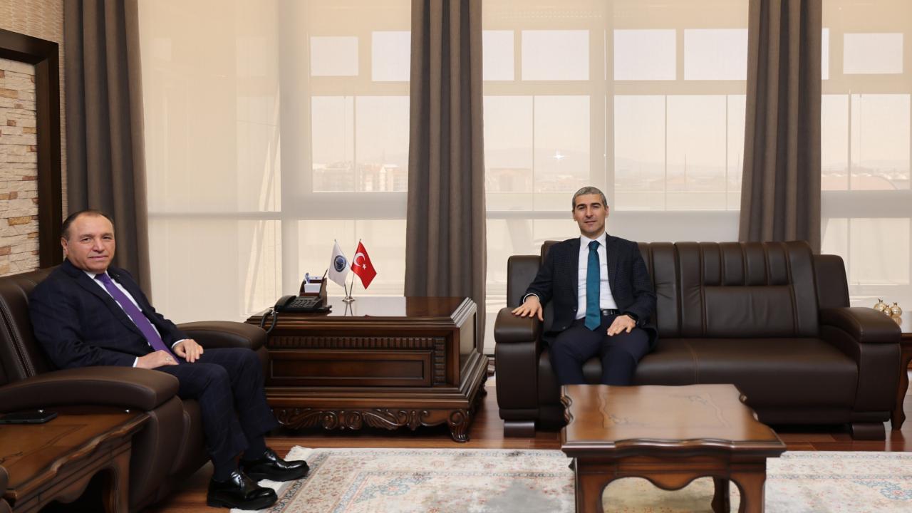 Vali Aktaş’tan AKÜ Rektörü Karakaş’a İadeiziyaret