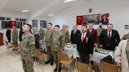 Vali Naci Aktaş Mehmetçikle İftar Sofrasında Buluştu