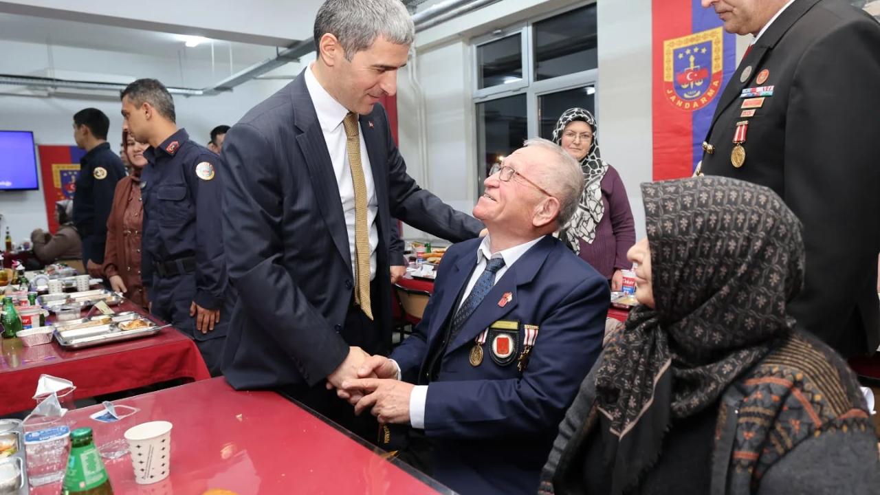 Vali Naci Aktaş, Şehit Aileleri ve Gazilerle İftar Sofrasında Buluştu