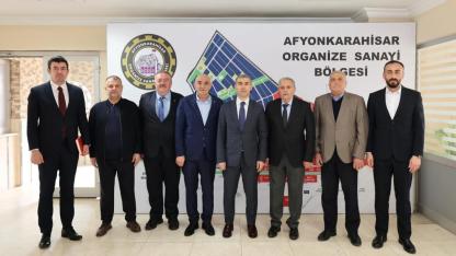 Vali Aktaş Afyonkarahisar OSB Başkanı Yeşilay’ı Ziyaret Etti
