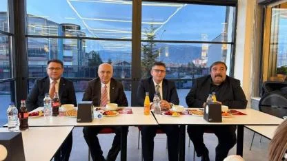 Vergi Haftası Ve Muhasebe Haftası Kapsamında Dinar’da Anlamlı Buluşma